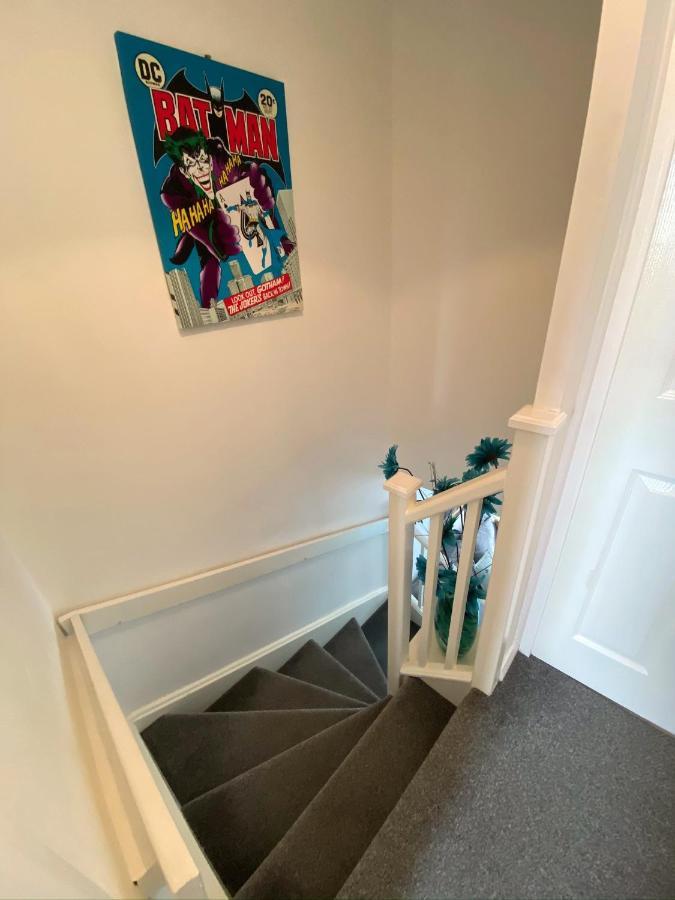 2 Bedroom Private House Near Bedford Town And Train Station بيدفورد المظهر الخارجي الصورة